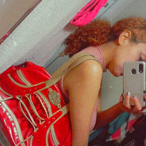 Purse - Picture 1 of 3